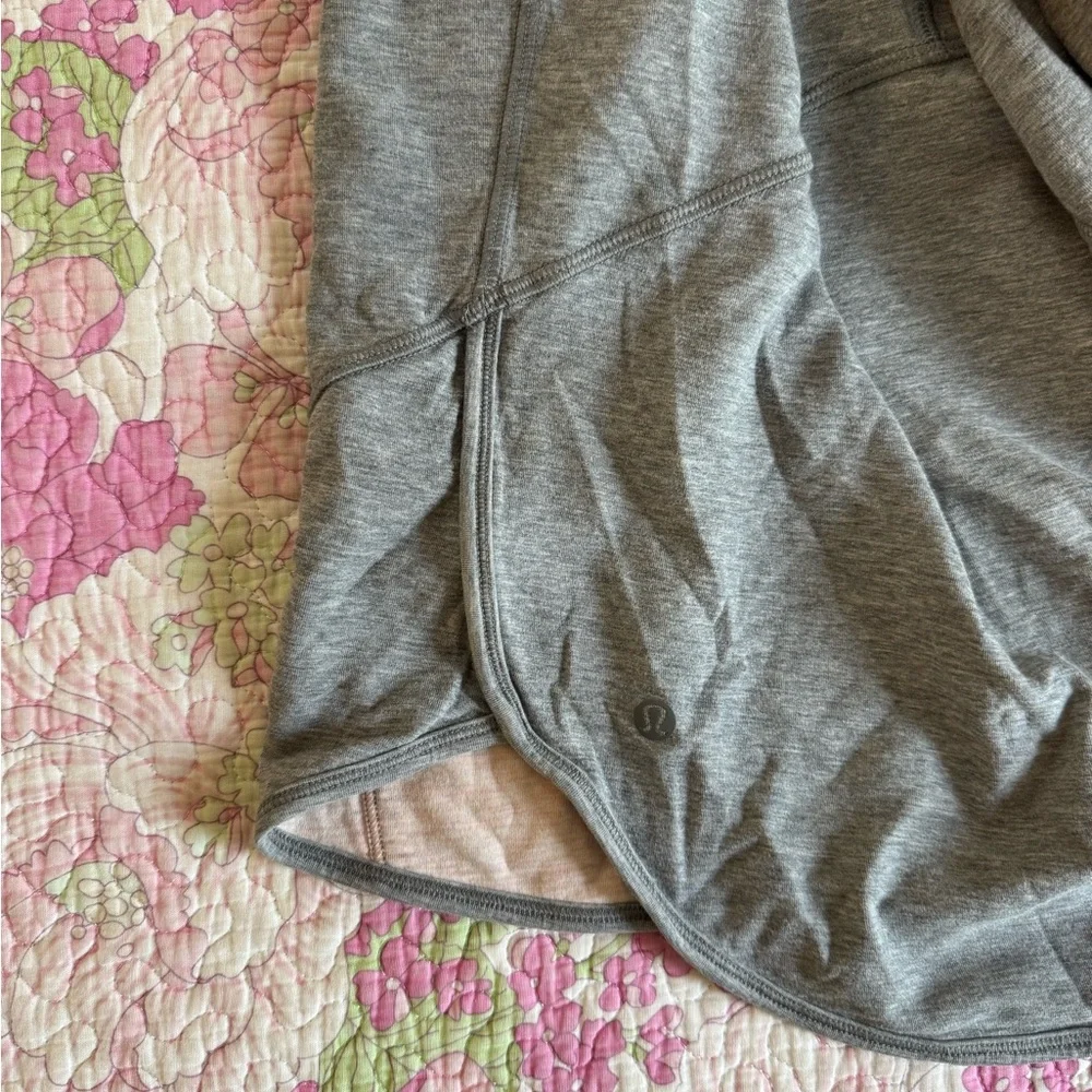 Lululemon Time Out Hoodie size 6 Heather Bleached Coral Heathered Medium Gray - Picture 10 of 10
